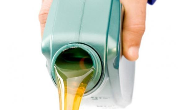 Estaciones de servicio se reservan de comprar lubricantes por temor a rebajas en el precio
