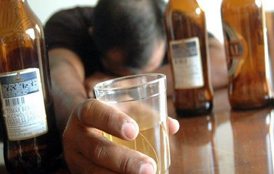 Clausuraron el área de despacho para irse a tomar cerveza