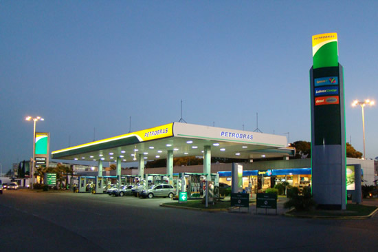 Mientras espera definiciones sobre su futuro, crecen las utilidades de Petrobras Argentina por mayores ventas y mejores precios