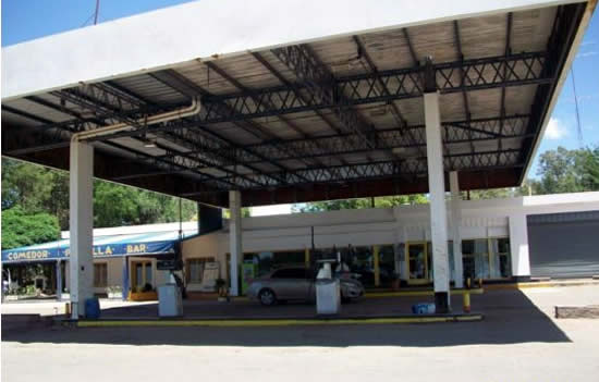 Por la crisis del sector una de cada cuatro estaciones de servicio no lleva marca de una petrolera
