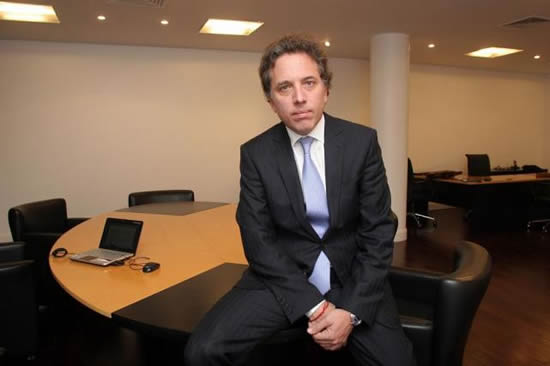 El prestigioso economista Nicolás Dujovne disertará durante la Convención Operadores de YPF