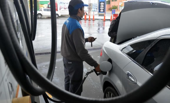 Sólido respaldo legislativo a la Ley que ampara a las estaciones de servicio Pymes