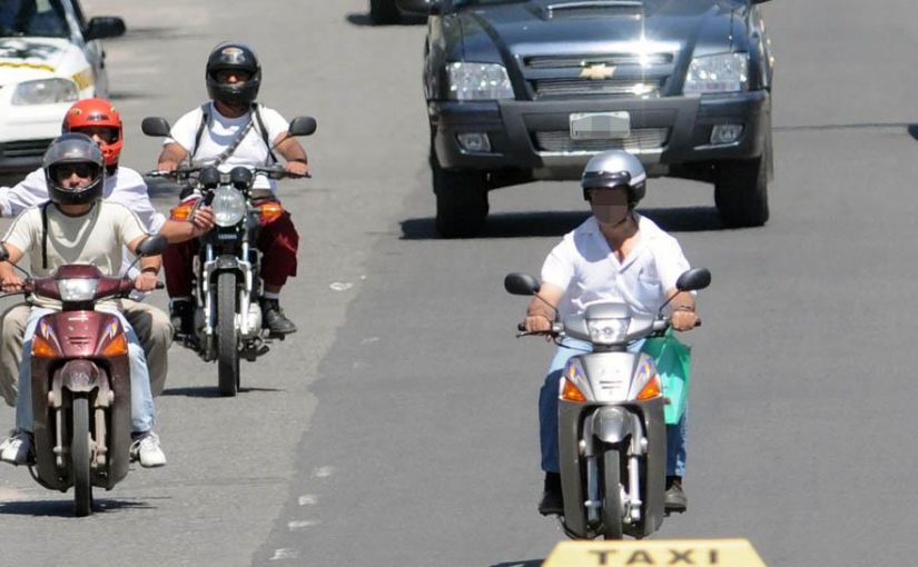 Oficializan las nuevas reglas para andar en moto: cuándo entran en vigencia