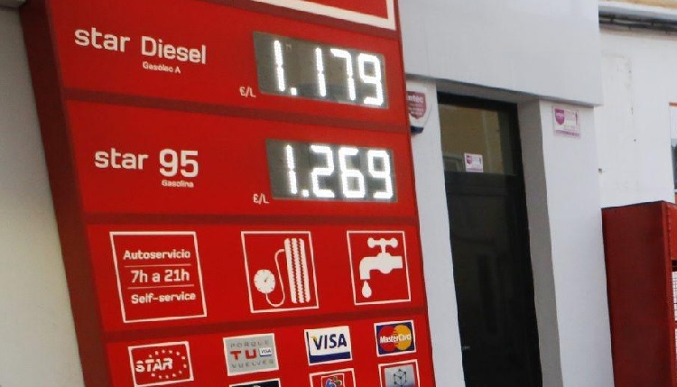 En Argentina las naftas subieron el 17%