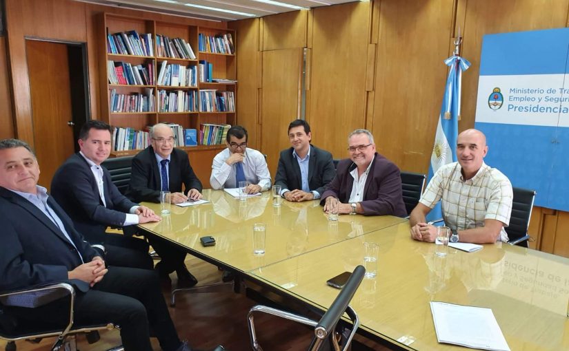 CECHA mantuvo una reunión en oficinas del Ministerio de Trabajo