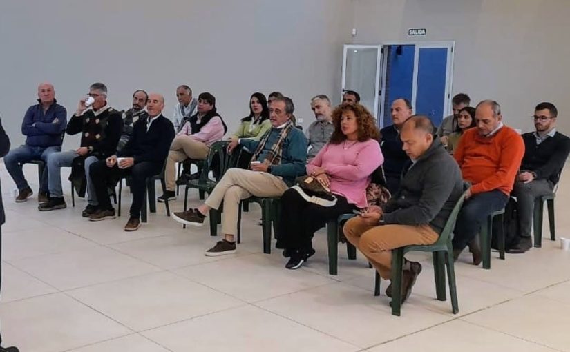 Representantes de EDET visitaron la sede de CAPEGA para abordar la realidad energética de la provincia y del país
